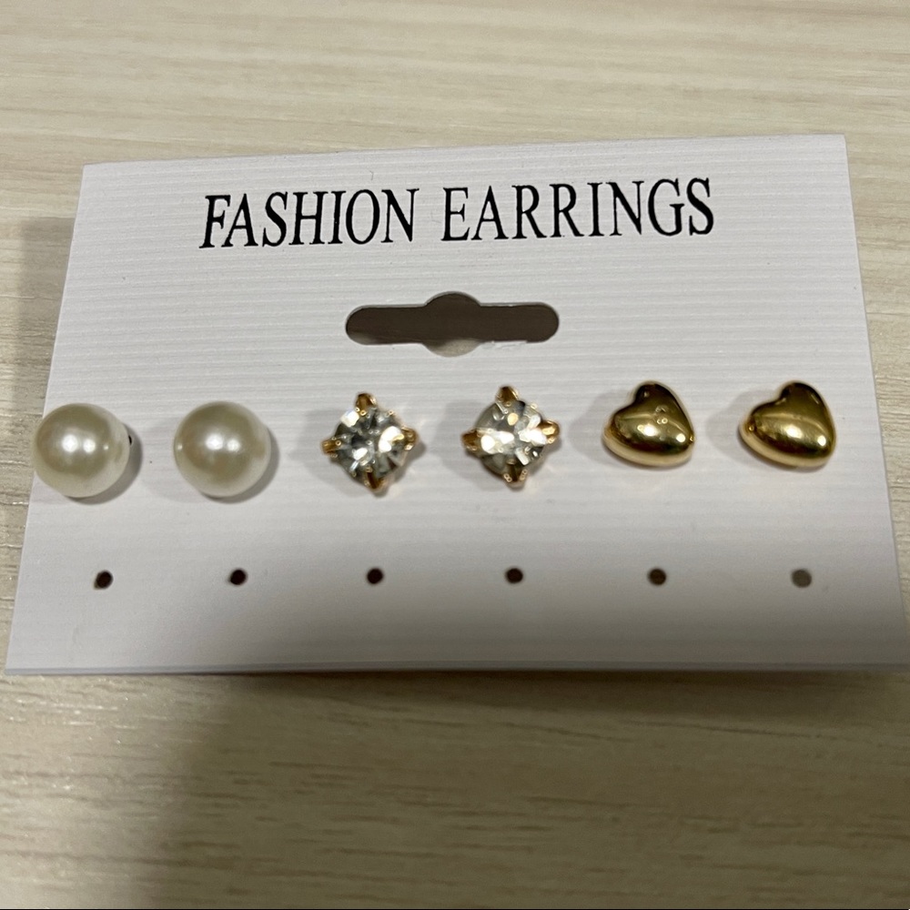 3 pairs of post earrings